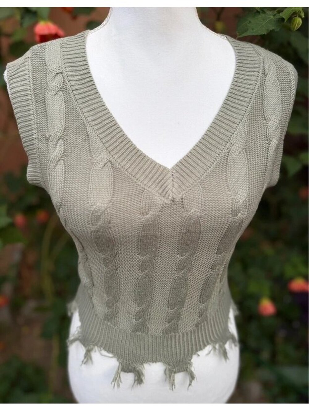 No Comment Gray Soft Fringe Sweater Vest Tank Top Size L